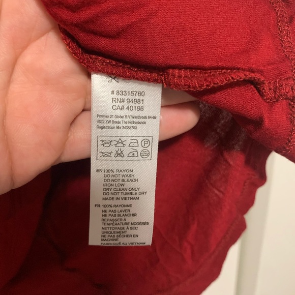 Medium red loose fit top - Picture 2 of 2